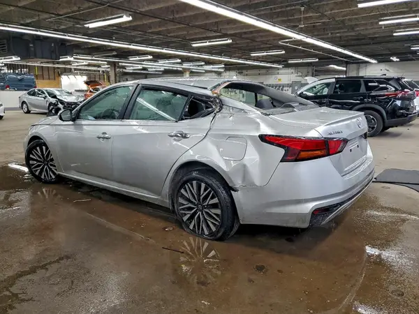 1N4BL4DV7PN322313 2023 NISSAN ALTIMA - Image 2