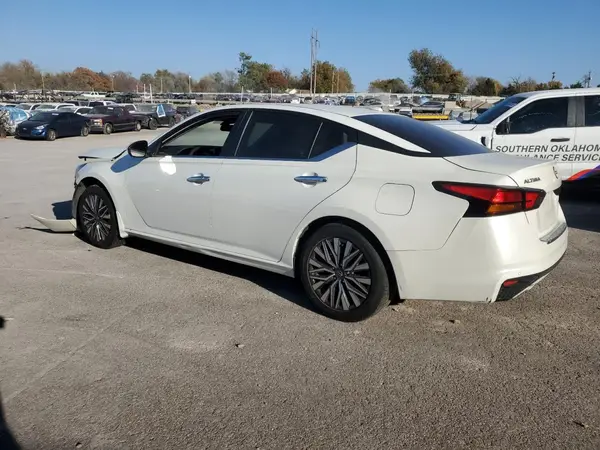 1N4BL4DV7PN327768 2023 NISSAN ALTIMA - Image 2