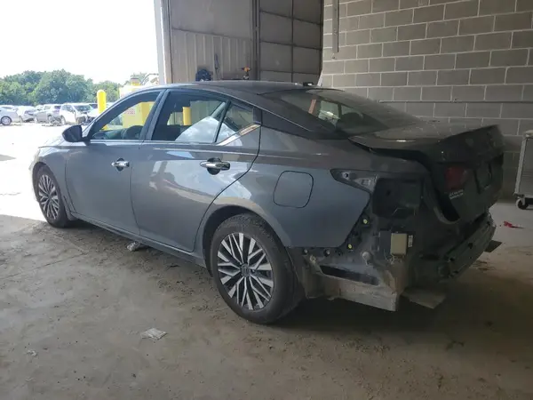 1N4BL4DV7PN337555 2023 NISSAN ALTIMA - Image 2