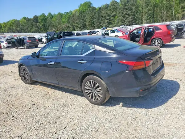 1N4BL4DV7PN349009 2023 NISSAN ALTIMA - Image 2
