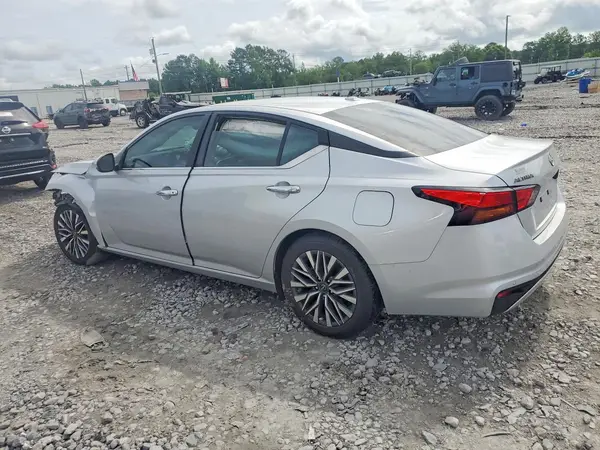 1N4BL4DV7PN351407 2023 NISSAN ALTIMA - Image 2