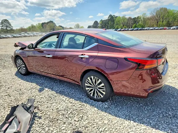 1N4BL4DV7PN360415 2023 NISSAN ALTIMA - Image 2