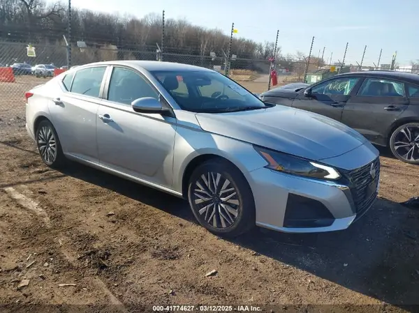 1N4BL4DV7PN368241 2023 NISSAN ALTIMA - Image 1