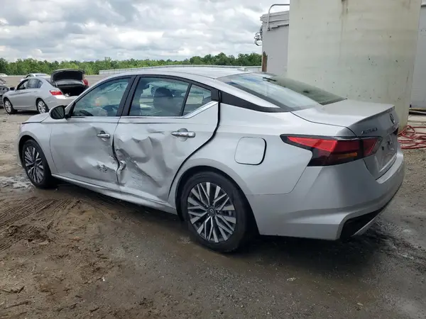 1N4BL4DV7PN369583 2023 NISSAN ALTIMA - Image 2