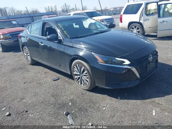 1N4BL4DV7PN387968 2023 NISSAN ALTIMA - Image 1