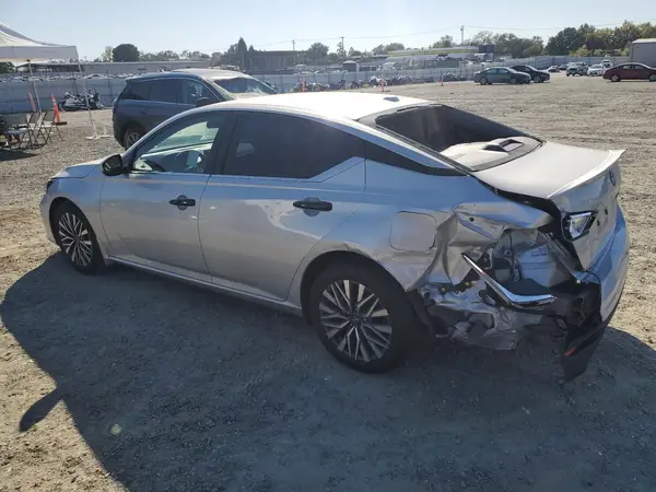 1N4BL4DV7PN402839 2023 NISSAN ALTIMA - Image 2