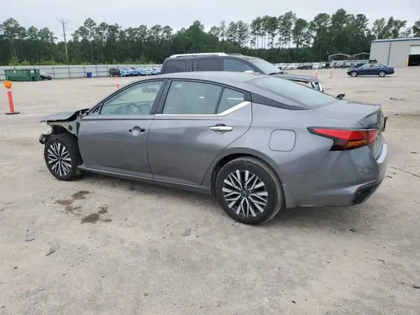 1N4BL4DV7PN421827 2023 NISSAN ALTIMA - Image 2