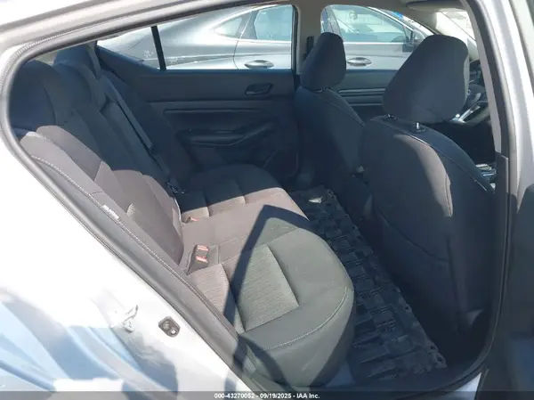 1N4BL4DV7RN302808 2024 NISSAN ALTIMA - Image 8