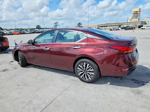 1N4BL4DV7RN308267 2024 NISSAN ALTIMA - Image 2