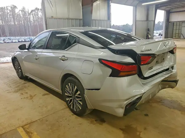 1N4BL4DV7RN316725 2024 NISSAN ALTIMA - Image 2