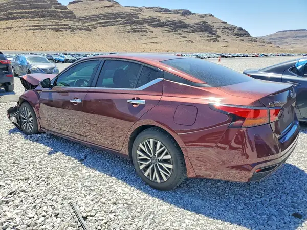 1N4BL4DV7RN318166 2024 NISSAN ALTIMA - Image 2
