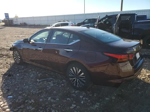 1N4BL4DV7RN319575 2024 NISSAN ALTIMA - Image 2