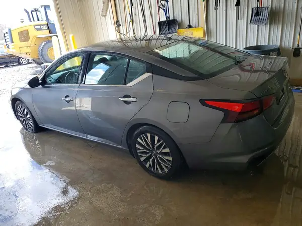 1N4BL4DV7RN320337 2024 NISSAN ALTIMA - Image 2