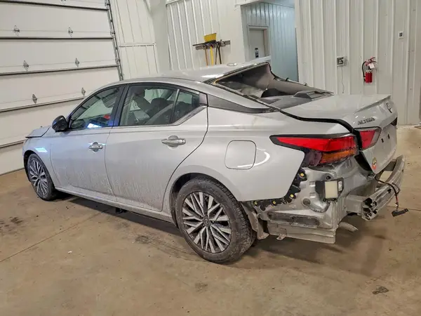 1N4BL4DV7RN328518 2024 NISSAN ALTIMA - Image 2