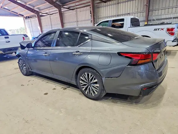 1N4BL4DV7RN332844 2024 NISSAN ALTIMA - Image 2