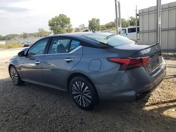1N4BL4DV7RN333136 2024 NISSAN ALTIMA - Image 2