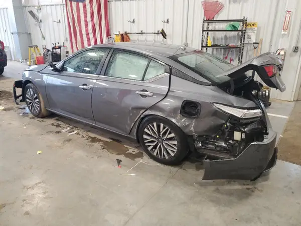1N4BL4DV7RN333928 2024 NISSAN ALTIMA - Image 2