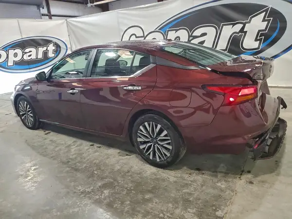 1N4BL4DV7RN336862 2024 NISSAN ALTIMA - Image 2