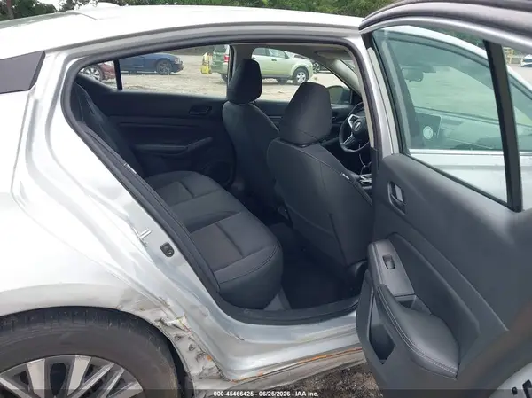 1N4BL4DV7RN337526 2024 NISSAN ALTIMA - Image 8