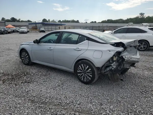 1N4BL4DV7RN339325 2024 NISSAN ALTIMA - Image 2