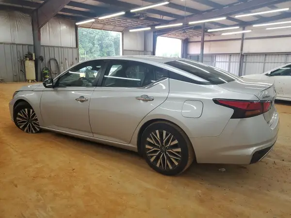 1N4BL4DV7RN340572 2024 NISSAN ALTIMA - Image 2