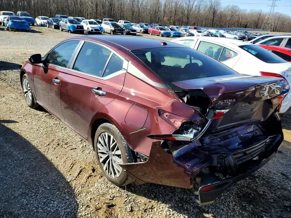 1N4BL4DV7RN349238 2024 NISSAN ALTIMA - Image 2