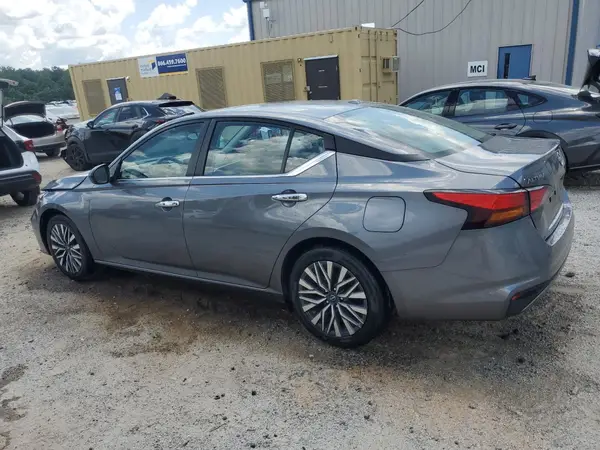 1N4BL4DV7RN353564 2024 NISSAN ALTIMA - Image 2