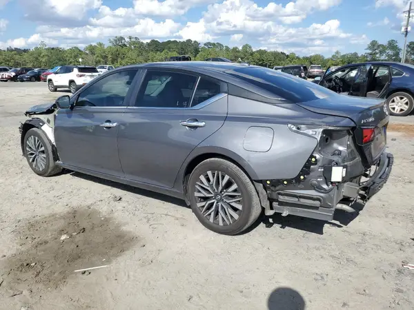 1N4BL4DV7RN353614 2024 NISSAN ALTIMA - Image 2