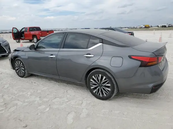 1N4BL4DV7RN356612 2024 NISSAN ALTIMA - Image 2
