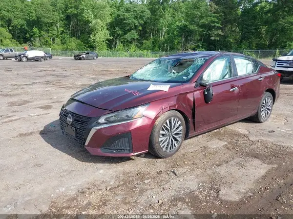 1N4BL4DV7RN358554 2024 NISSAN ALTIMA - Image 2