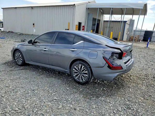 1N4BL4DV7RN364063 2024 NISSAN ALTIMA - Image 2