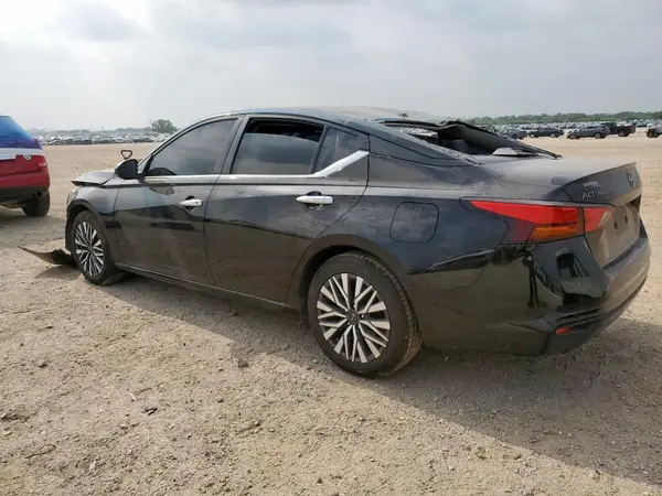 1N4BL4DV7RN365360 2024 NISSAN ALTIMA - Image 2
