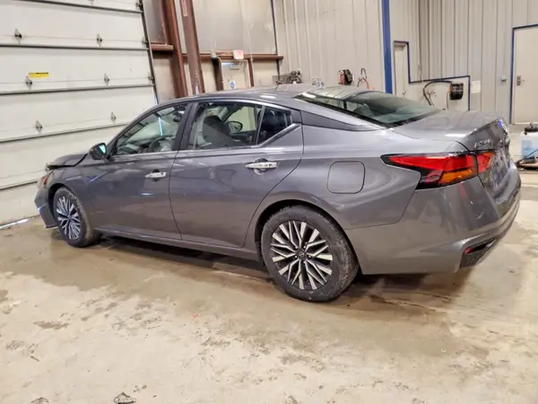 1N4BL4DV7RN369103 2024 NISSAN ALTIMA - Image 2
