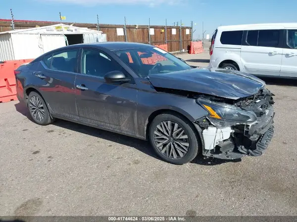 1N4BL4DV7RN370901 2024 NISSAN ALTIMA - Image 1