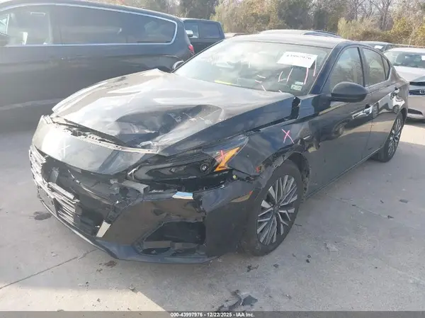1N4BL4DV7RN376522 2024 NISSAN ALTIMA - Image 2