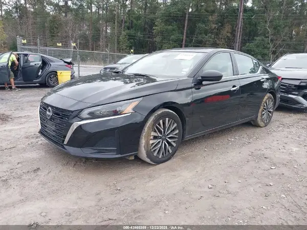 1N4BL4DV7RN377914 2024 NISSAN ALTIMA - Image 2