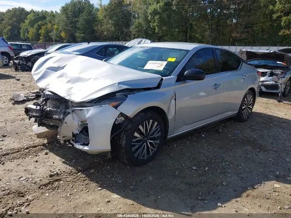 1N4BL4DV7RN378111 2024 NISSAN ALTIMA - Image 2