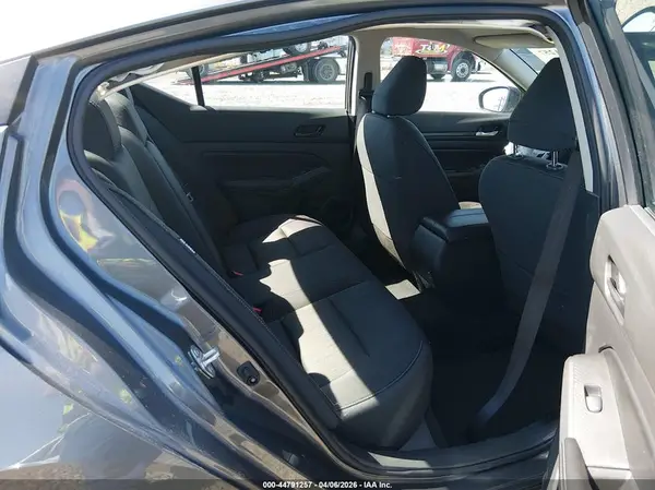 1N4BL4DV7RN385124 2024 NISSAN ALTIMA - Image 8