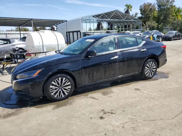 1N4BL4DV7RN399640 2024 NISSAN ALTIMA - Image 1