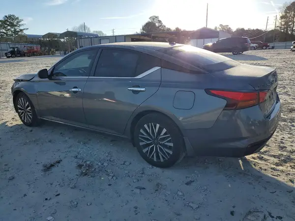 1N4BL4DV7RN400396 2024 NISSAN ALTIMA - Image 2