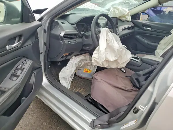 1N4BL4DV7RN405596 2024 NISSAN ALTIMA - Image 8