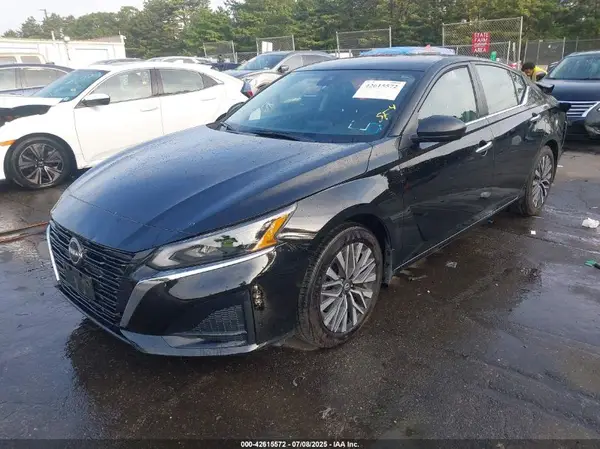 1N4BL4DV7RN406764 2024 NISSAN ALTIMA - Image 2