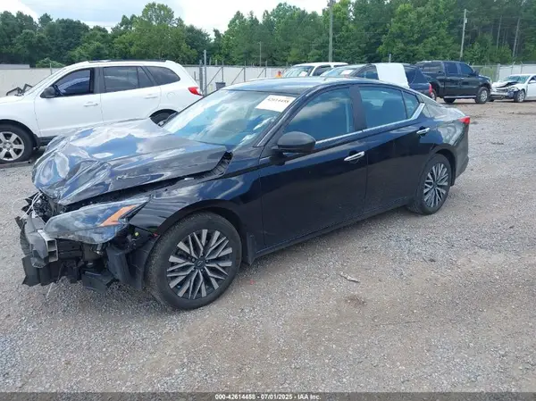 1N4BL4DV7RN407686 2024 NISSAN ALTIMA - Image 2
