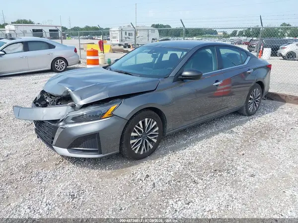 1N4BL4DV7RN409986 2024 NISSAN ALTIMA - Image 2
