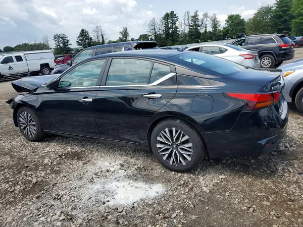 1N4BL4DV7RN419174 2024 NISSAN ALTIMA - Image 2