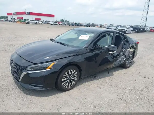 1N4BL4DV7RN432023 2024 NISSAN ALTIMA - Image 2