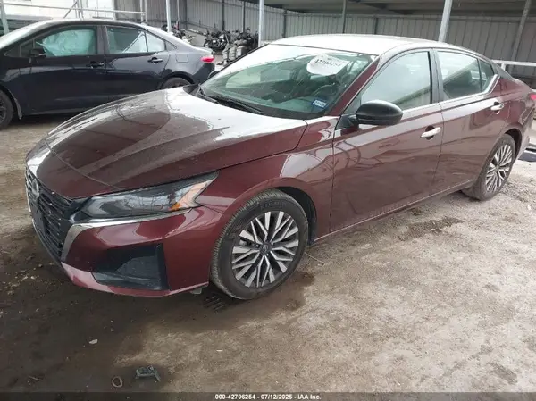 1N4BL4DV7RN433740 2024 NISSAN ALTIMA - Image 2