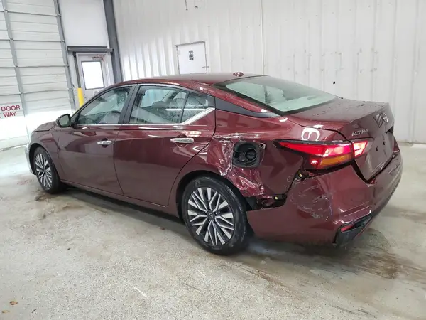 1N4BL4DV7SN300580 2025 NISSAN ALTIMA - Image 2