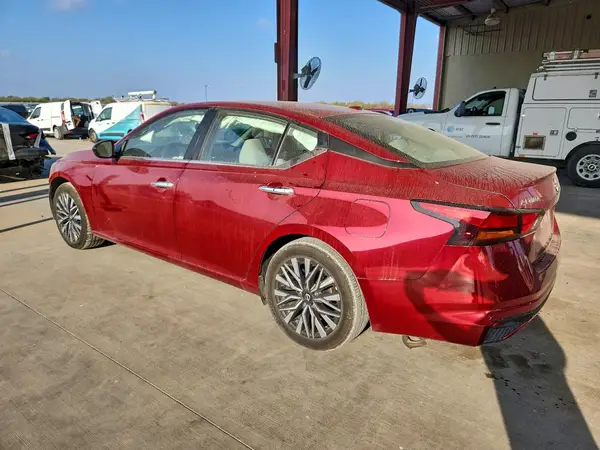 1N4BL4DV7SN302944 2025 NISSAN ALTIMA - Image 2