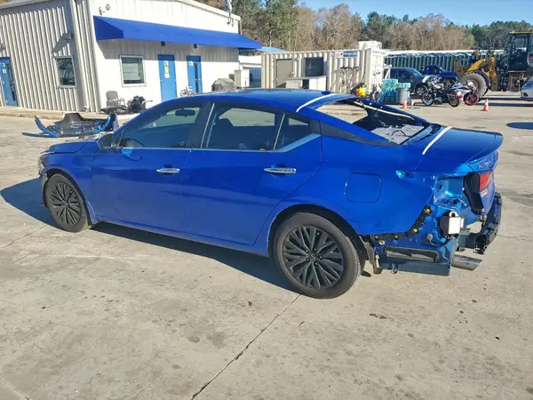 1N4BL4DV7SN310977 2025 NISSAN ALTIMA - Image 2